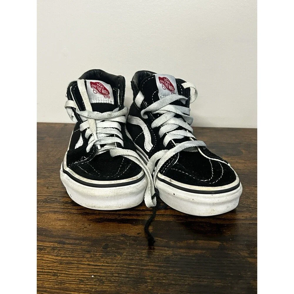 VANS Sk8-Hi Sneakers Black with A White Side Stripe High-top Kids Size 1 Youth